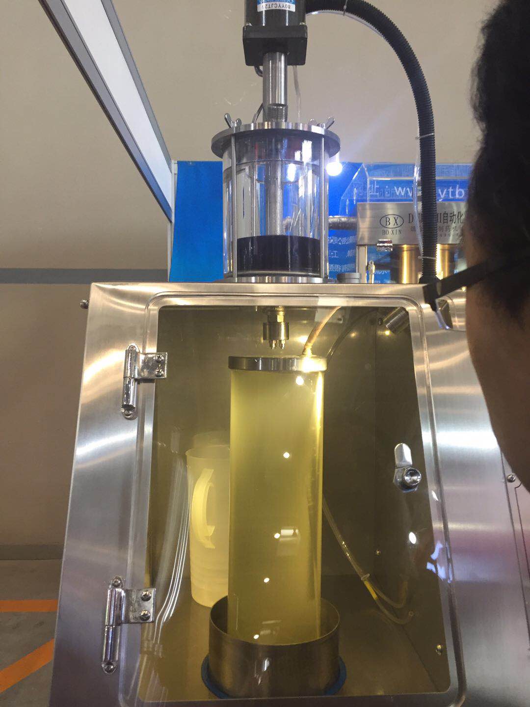 第55届药机展,博鑫药机两款创新产品现场"圈粉"!_滴丸机设备,制药机械